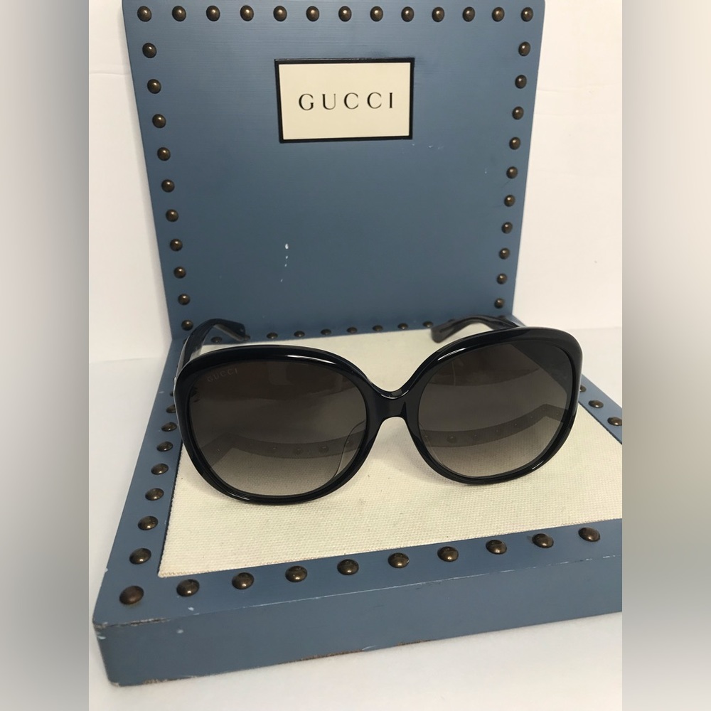 Gucci Women's GG0080SK 002 Black/Grey Fashion Sunglasses 61mm - Picture 3 of 11